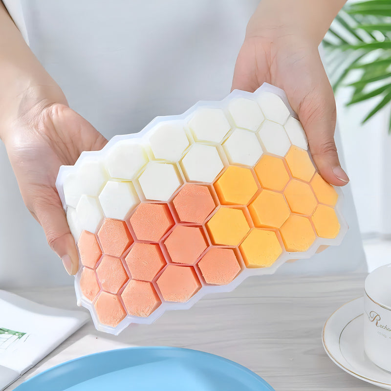 Forma Gelo Silicone Colmeia Garrafa Com Tampa 37 Cavidades Flexível Indue Variedades