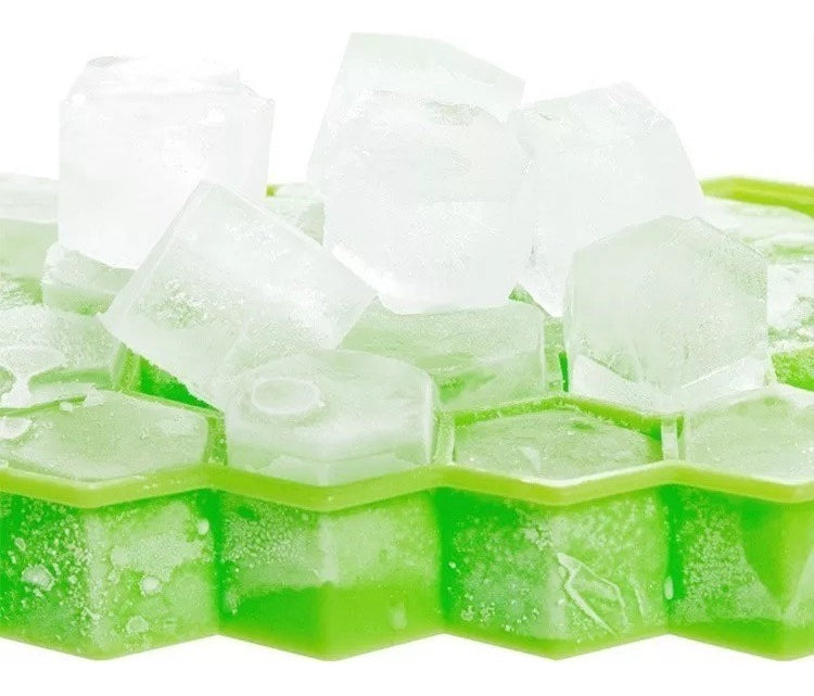 Forma Gelo Silicone Colmeia Garrafa Com Tampa 37 Cavidades Flexível Indue Variedades