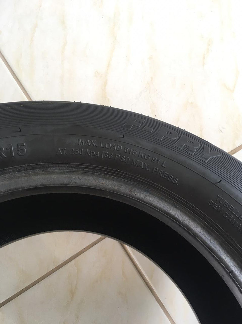 Pneu De Carro Aro 15 205/60r15 Remold Gw Tyre Barato L