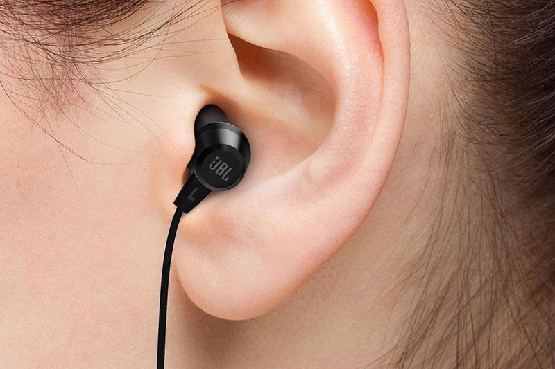 Fones de Ouvido com Microfone e Fio JBL C50HI Cor Preto