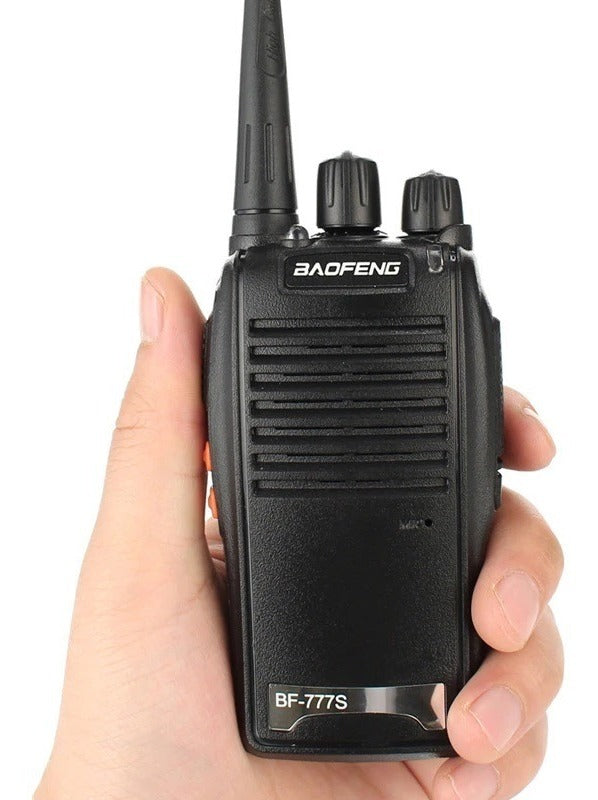 Kit 4 Radio Comunicador 777s Profissional Ht Uhf 16 Canais Bandas De Freqüência Uhf 400-470 Mhz Cor Preto