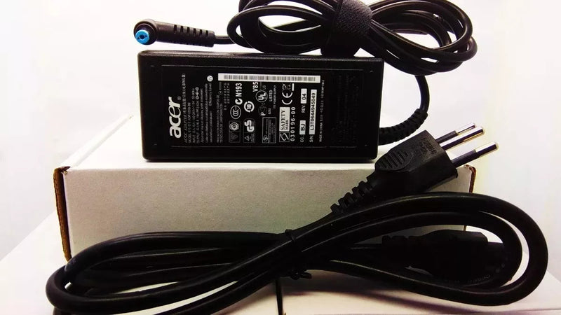 Fonte Carregador Notebook Acer 19v 3.42a 65w Cor Preto