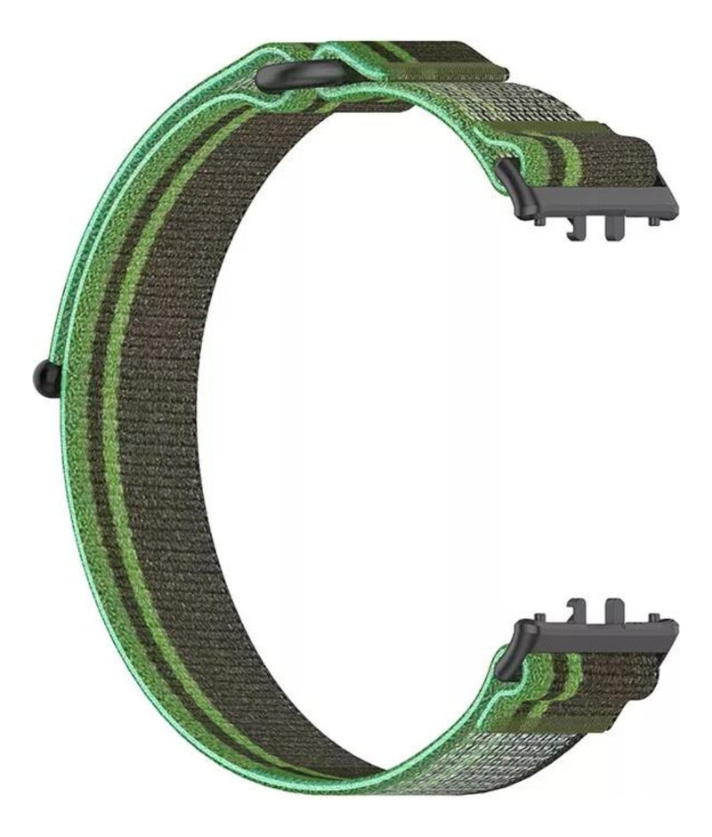 Pulseira Fecho Silicone Para Samsung Galaxy Fit 3 Sm-r390 Cor Nude Largura Da Pulseira 20 Mm