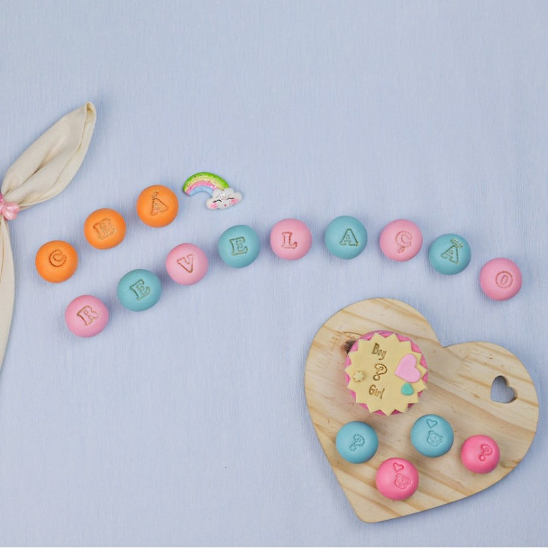 Kit 32 Carimbos Letras Fofas 2cm Para Brigadeiros Bluestar Cor Rosa